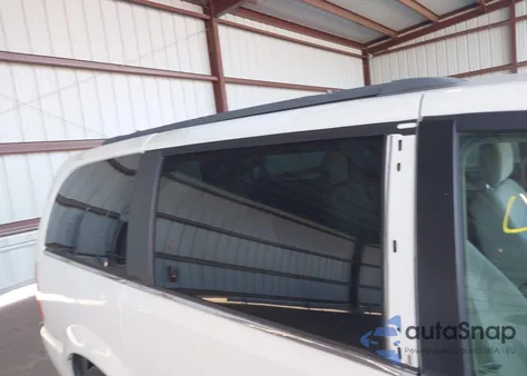 2012 Chrysler Town & Country Touring из США, поврежденный, VIN 2C4RC1BG3CR116396